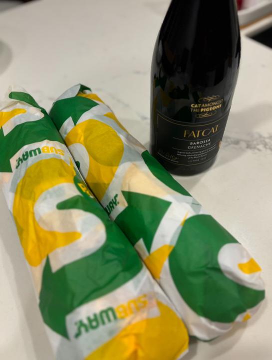 Classy Combo, Fat-Loss Edition 🍷🥖🤣
