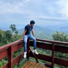 Luis Flores