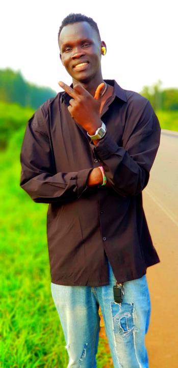 Aloro Francis
