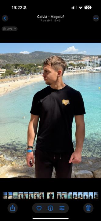 Roman Tupis Burda