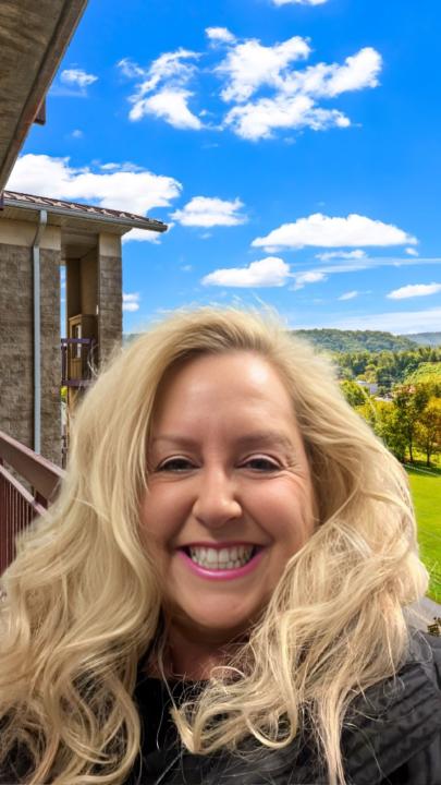 Laurie Sheinkopf
