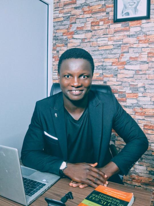 Essohouna-mondom Pitho