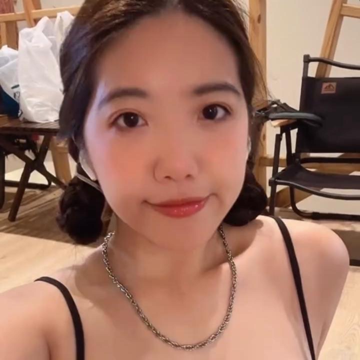 予彤 吳
