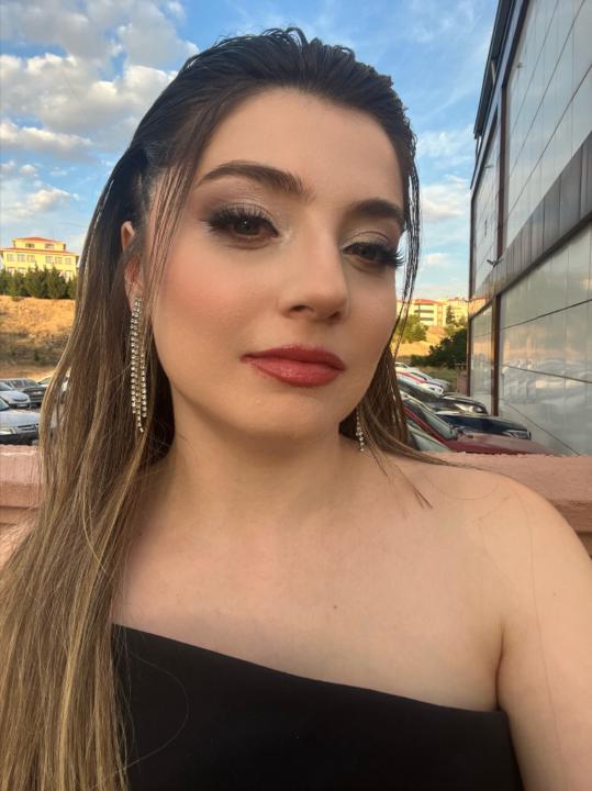 Şadiye Ay