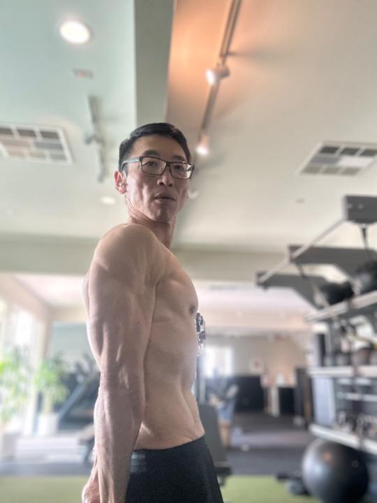 Lei Huang