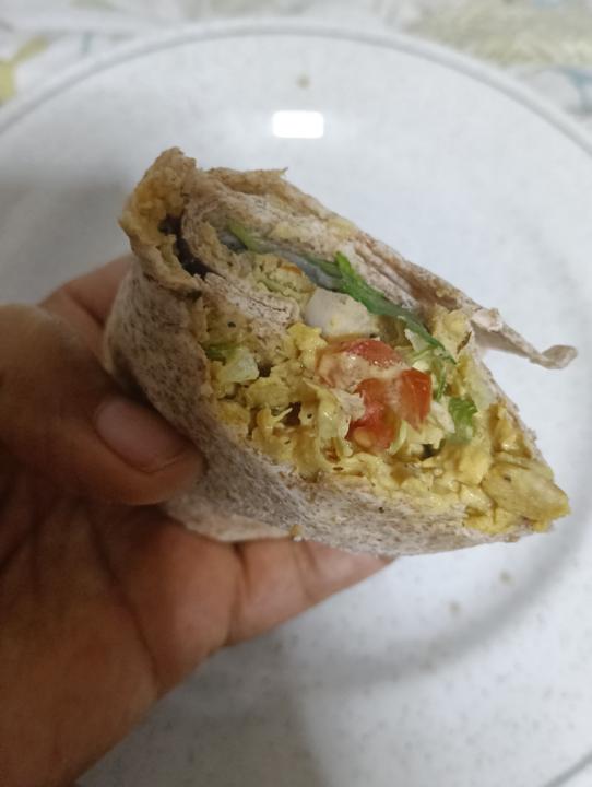 🌿 Tried the chickpea tortilla wrap!