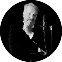 Darren Bates