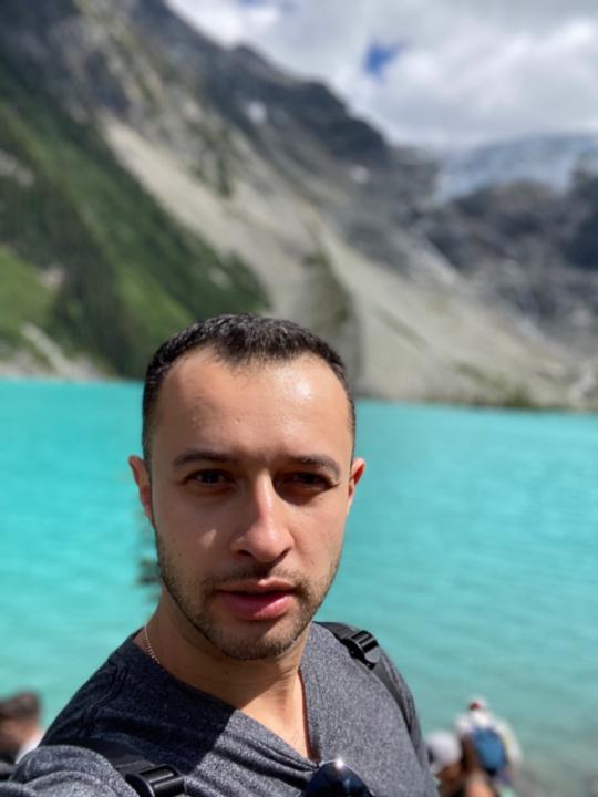 Jhony Zecharyev