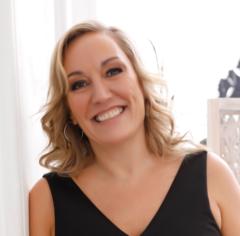 Amanda Browne