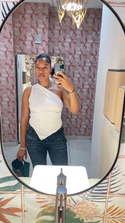 Diamond Robinson