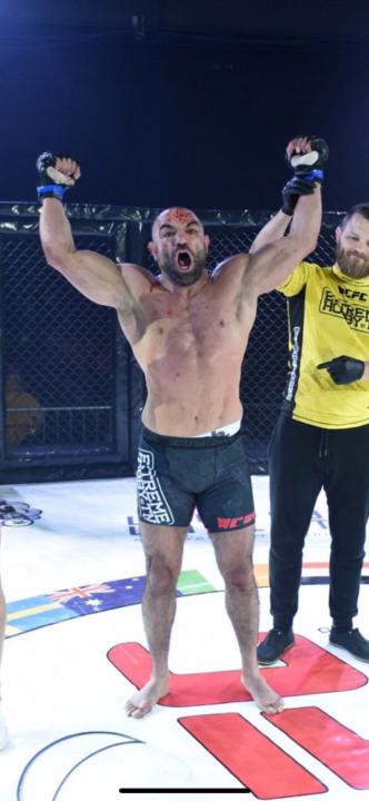 Kayvan Fallah
