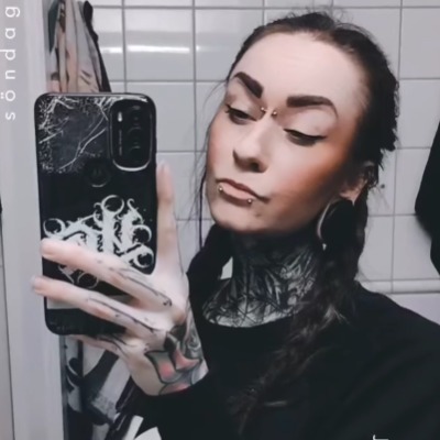 Janie Mobacker