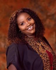 Stephanie Azambou