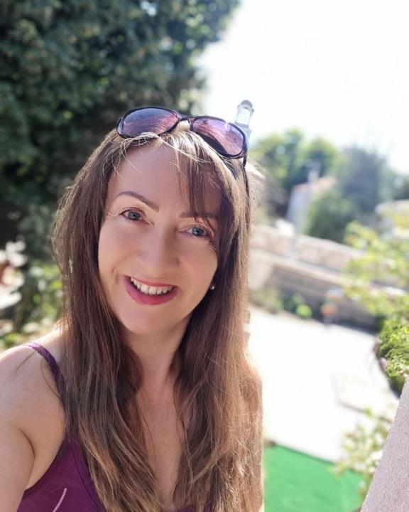 Деляна Жекова-екип Юли Тонкин