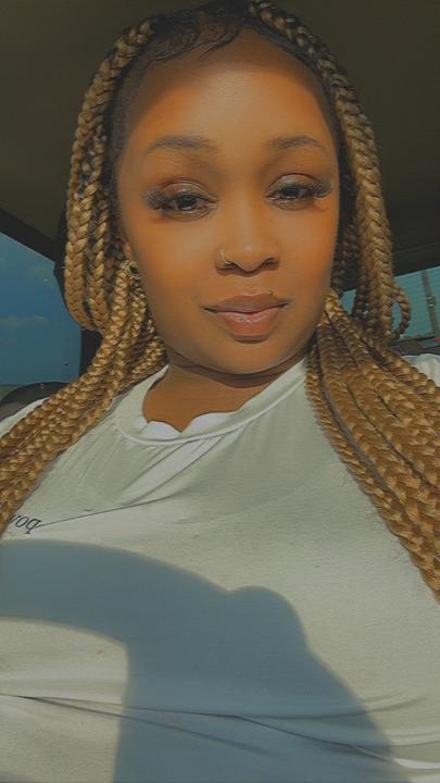 Raychelle Nicole