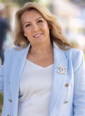 Laurie Martinez