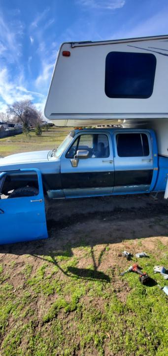 Electric window doors