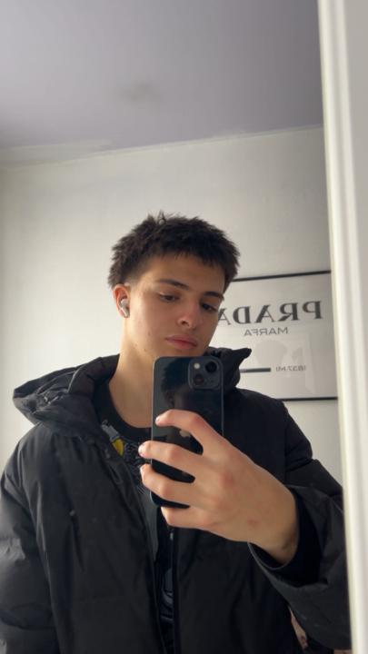 Bastien Besson