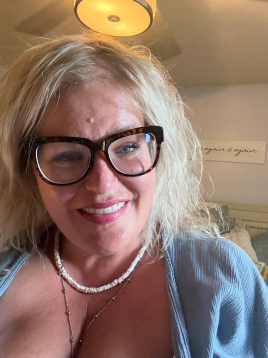 Christine Lee