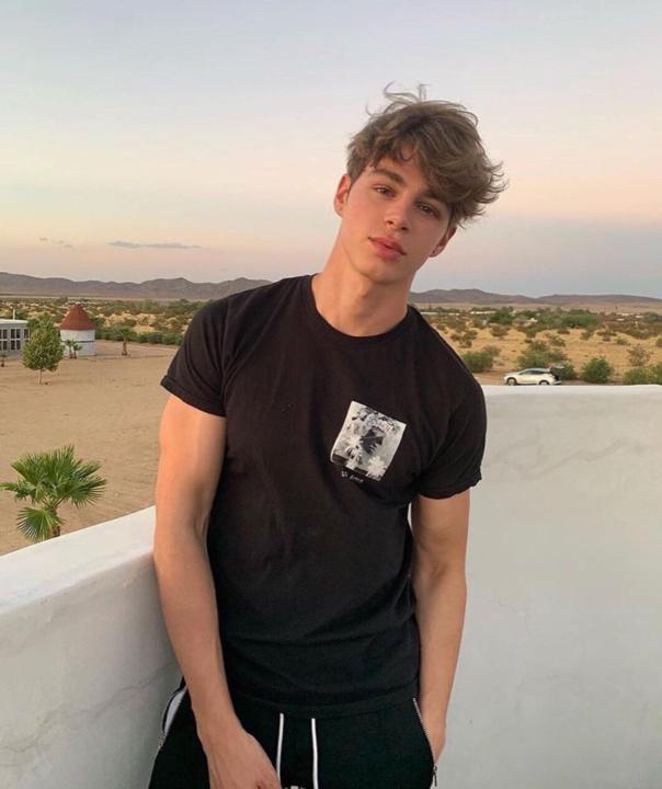 Fez Hernadez