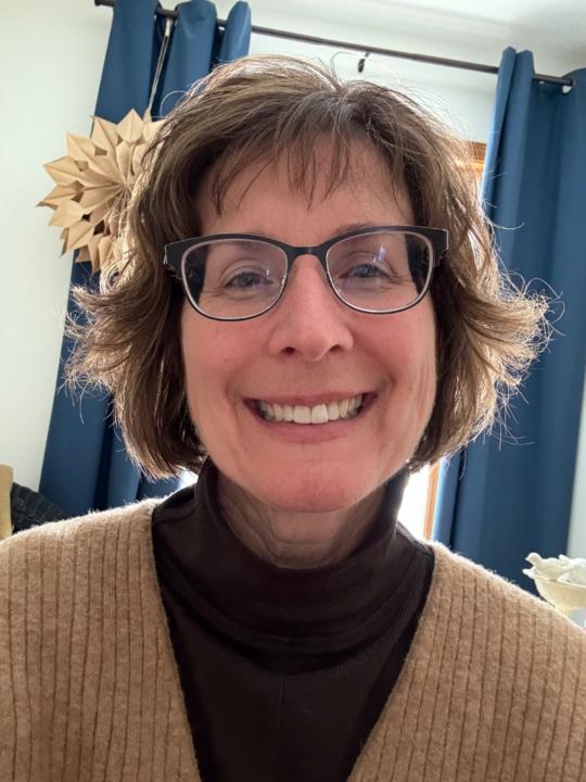 Carrie Dewey