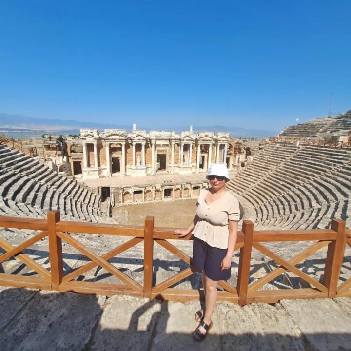 Büşra Kaya