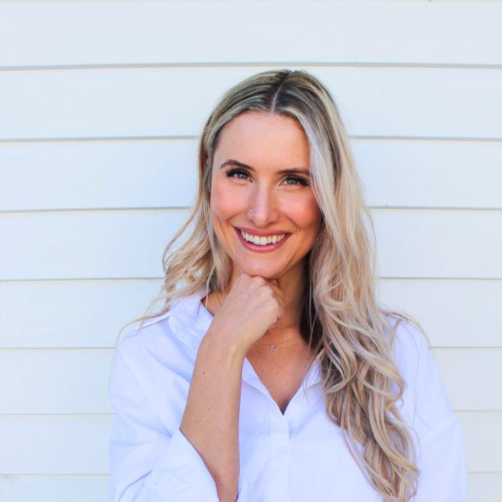 Evie Kelly