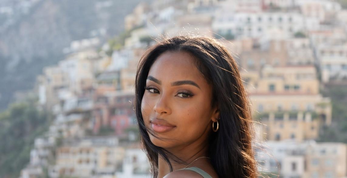 🖤 The IT Girl Travel Diary