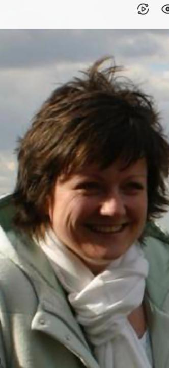 Steph Armstrong