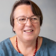 Eva Helms
