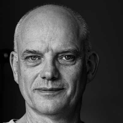 Simon Williams