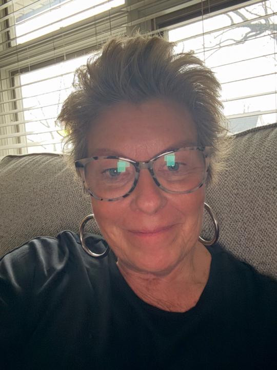 Pauline Davidson