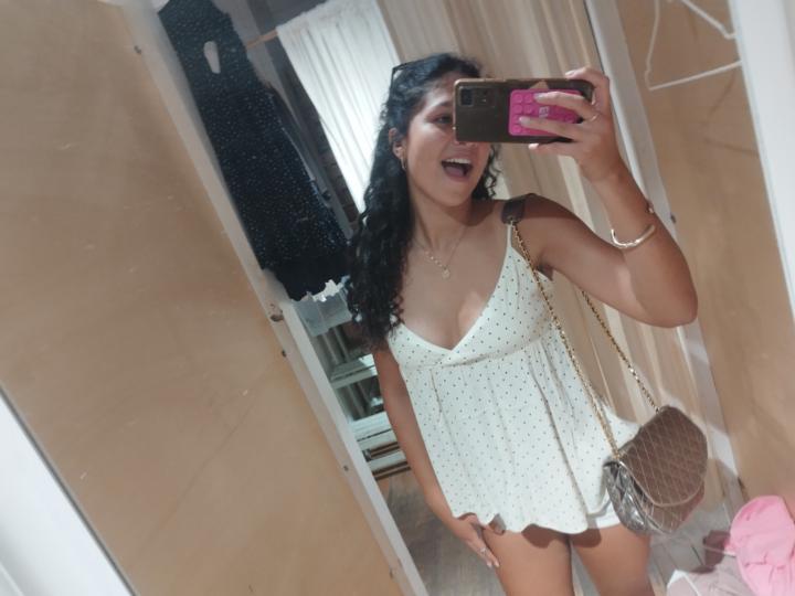 Violeta VergaraAlguero