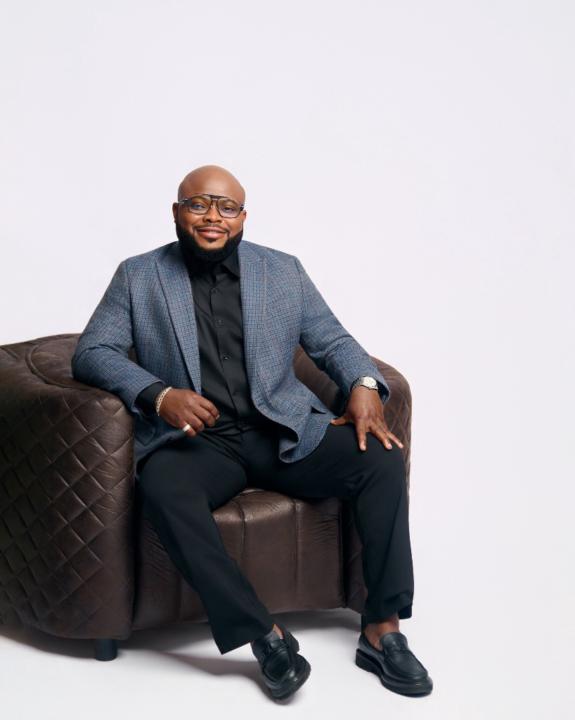Tola Ayanlola