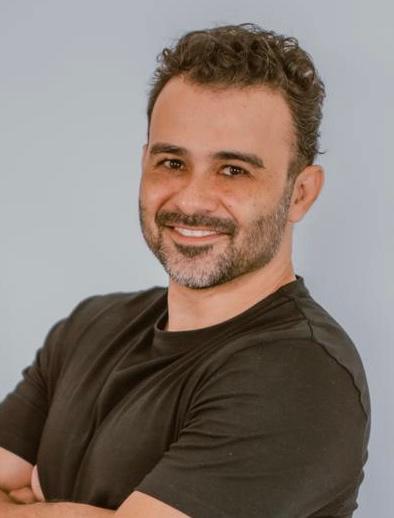 Petrone Moreira Cost