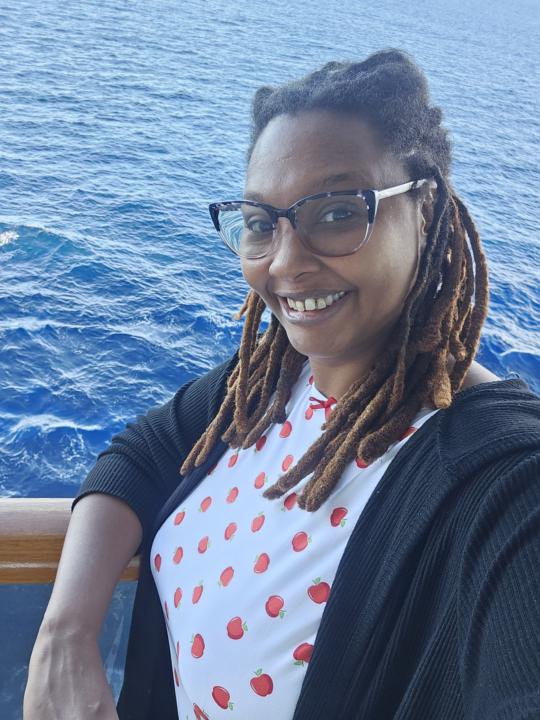 Saying Hello from the Carnival Sunshine