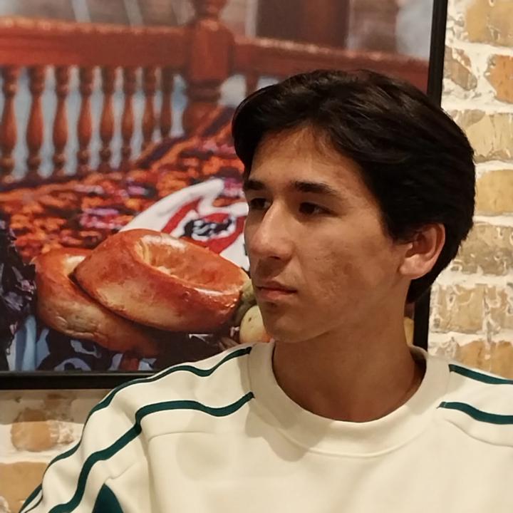 Azizov Akromjon