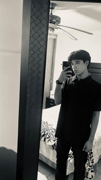 Iker Santiago Lara Rodríguez