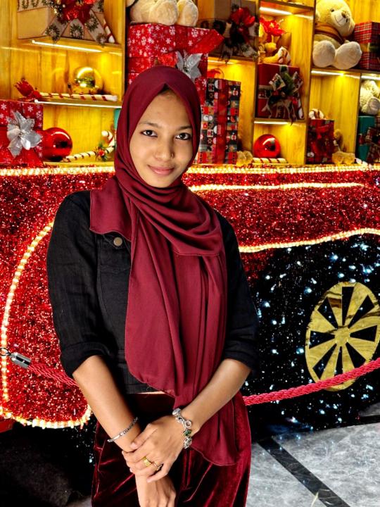 Khadijah Azadmoulana