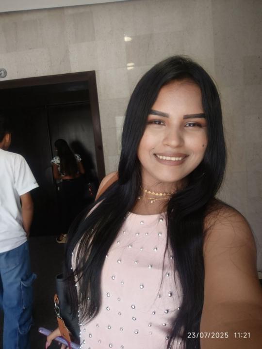 Eukaris González