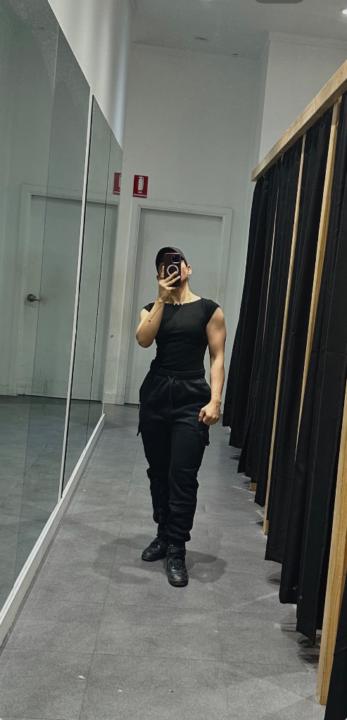 Rose B