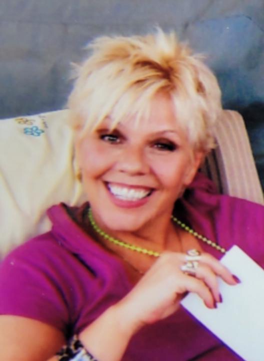 Dee Hartmann