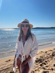 Виолета Великова