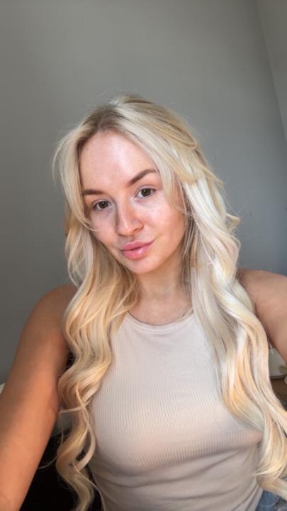Ellie Lyons