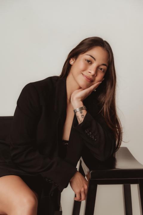 Karla De Leon