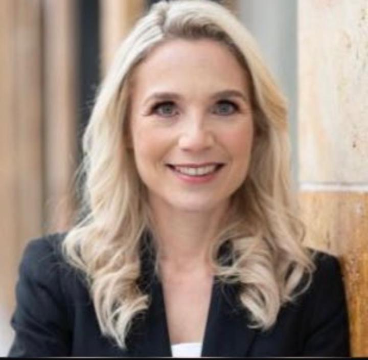 Eva Dr. Brandt