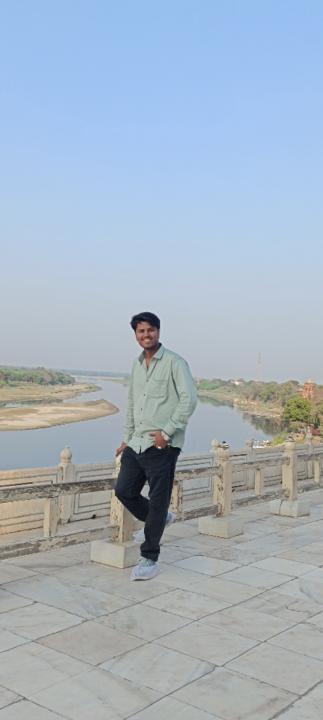 Tarashankar Sharma