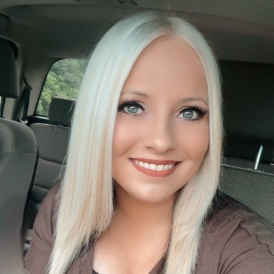 Chelsey Munholland