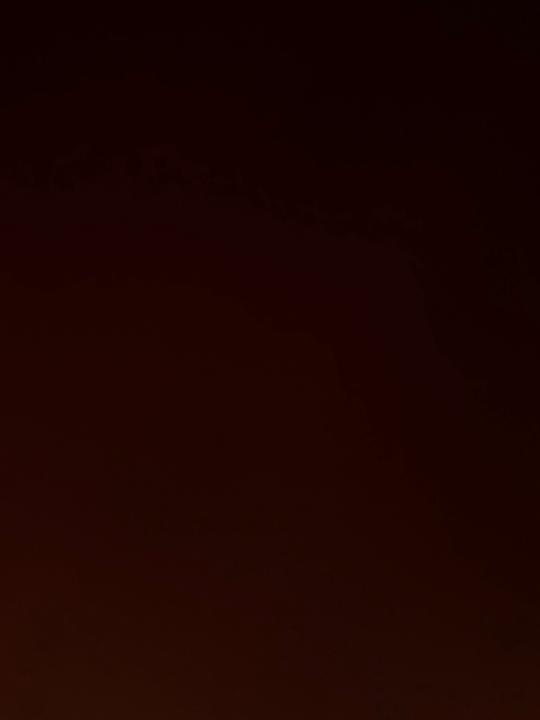 T R