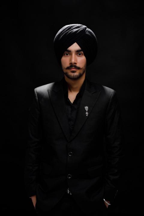 Dhaliwal Harmol